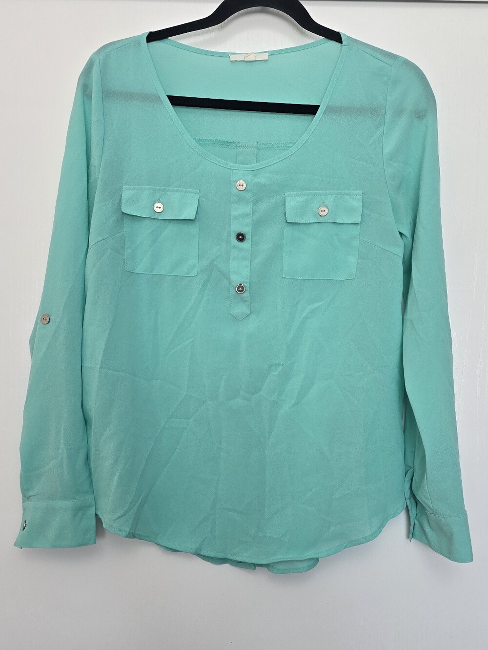 Mine - Seafoam Long-Sleeve Lightweight Top With Front Pockets